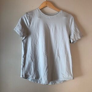 ♦️ Lululemon | Off White Tee Shirt